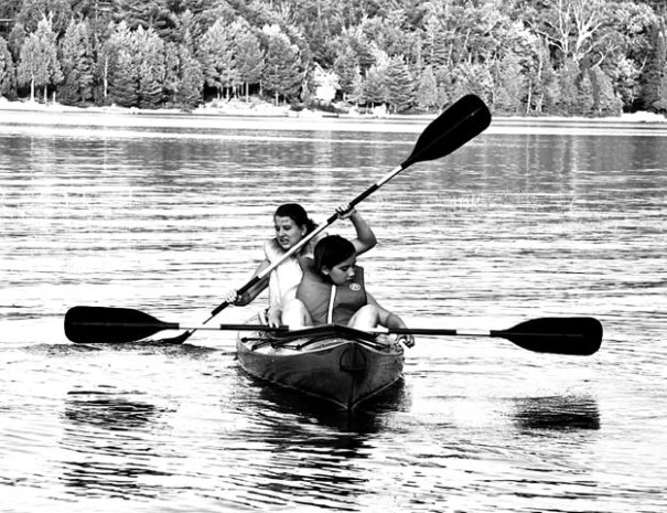 CANOETake one of our canoes, kayaks, rowboats or paddle boats out on the lake, and explore - perhaps up to Ragged Falls - They are included in the price!