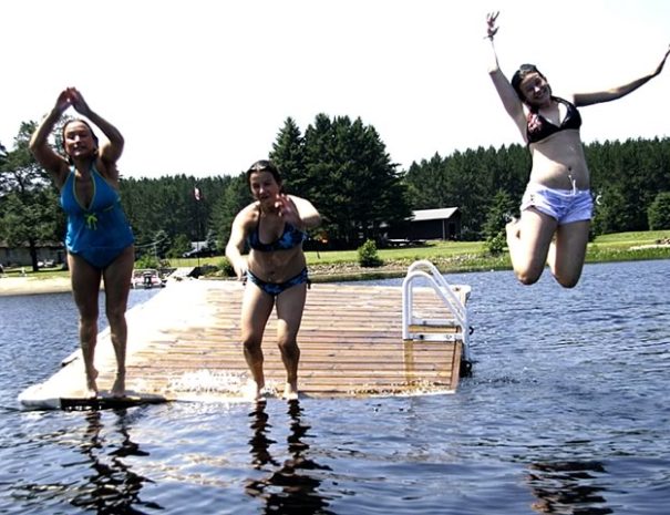 SUNBATHE & SWIMSunbathe on our beautiful sandy beach, situated in a quiet bay on the lake. Swim the waters that deepen very gradually, with sand underfoot, making it very safe for young children.